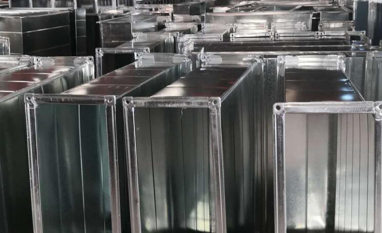 九水东路院士港一期二期西海岸开元府通风管道安装