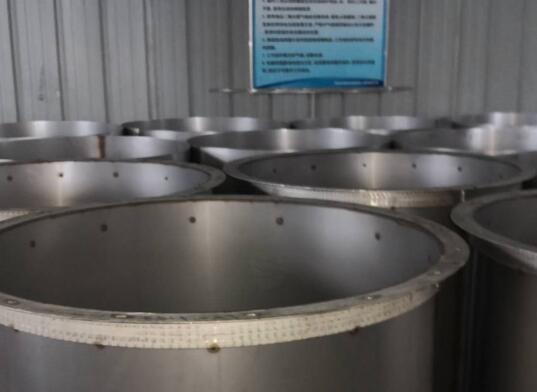 客户订购我司<a href='/n1471/http:/p29917/pshow-299-756-7.html'><b>通风管道</b></a>加工安装完工