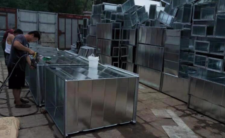 青岛<a href='/n1471/http:/'><b>风管加工</b></a>